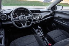 Nissan foto 2
