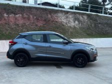 Nissan foto 2