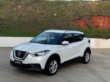 Nissan foto 1